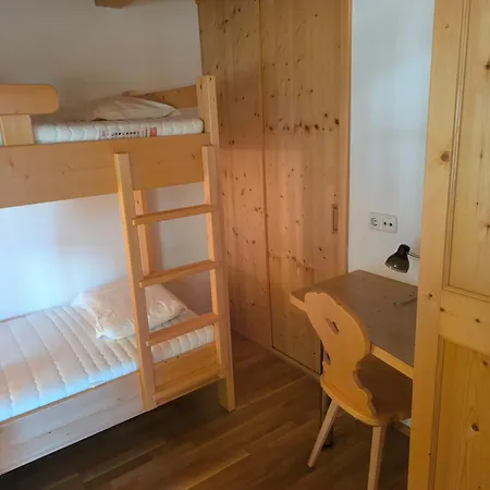 Ferienhaus Koenigsleiten Apartman *